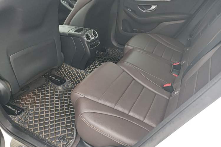 Used Mercedes-Benz GLC 2020 Facelift GLC 260 L 4MATIC Luxury Edition Left Rear Seat