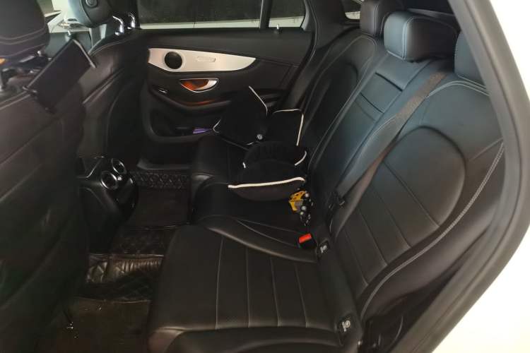 Used Mercedes-Benz GLC 2020 Facelifted GLC 260 L 4MATIC Dynamic Edition Left Rear Seat