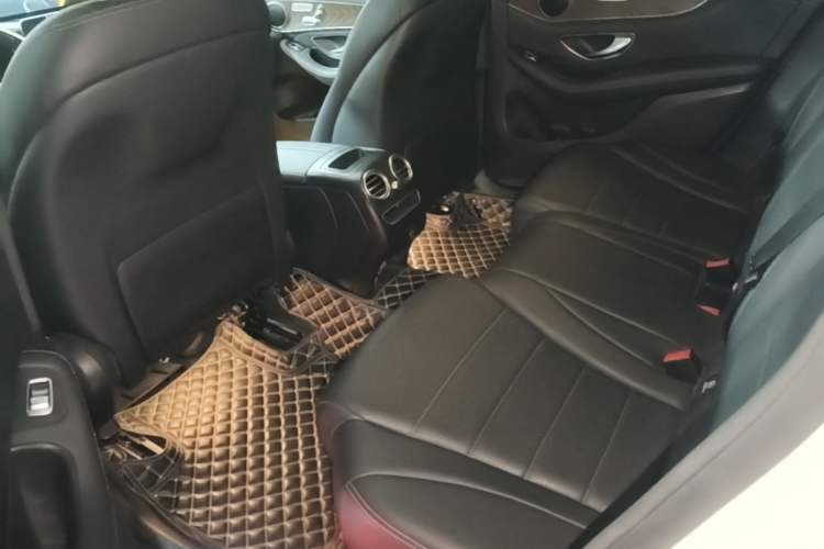 Used Mercedes-Benz GLC 2020 GLC 260 L 4MATIC Luxury Model Left Rear Seat