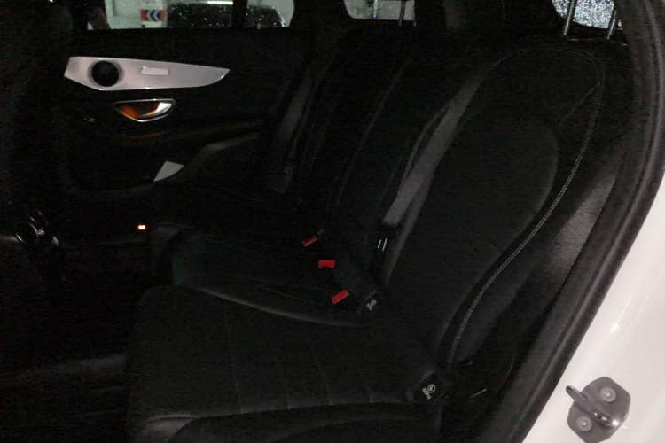 Used Mercedes-Benz GLC 2020 Facelifted GLC 260 L 4MATIC Dynamic Edition Left Rear Seat