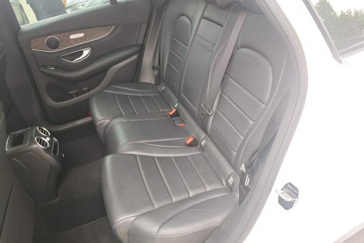 Used Mercedes-Benz GLC 2020 Facelift GLC 260 L 4MATIC Luxury Edition Left Rear Seat