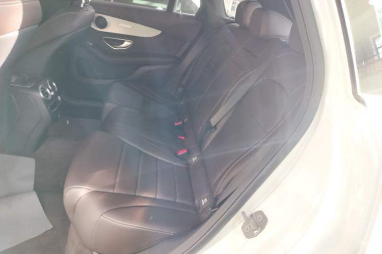 Used Mercedes-Benz GLC 2020 GLC 260 L 4MATIC Dynamic Model Left Rear Seat