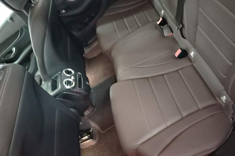 Used Mercedes-Benz GLC 2020 GLC 260 L 4MATIC Luxury Model Left Rear Seat