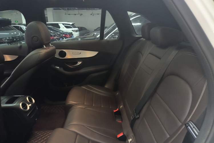 Used Mercedes-Benz GLC 2020 Facelifted GLC 260 L 4MATIC Dynamic Edition Left Rear Seat