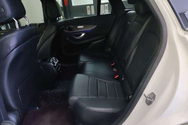 Used Mercedes-Benz GLC 2020 GLC 300 L 4MATIC Dynamic Edition Left Rear Seat