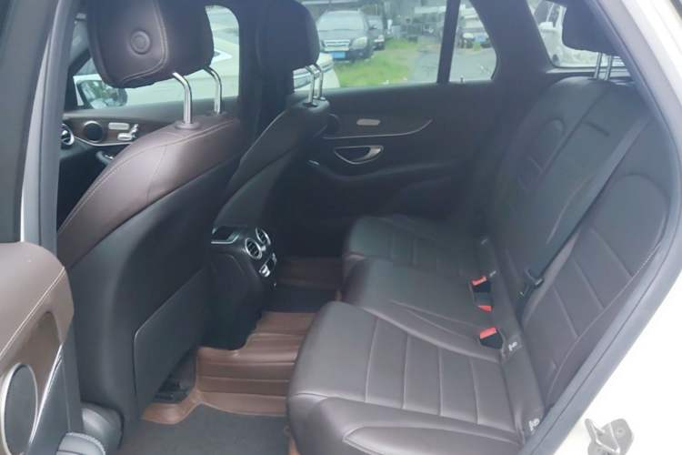 Used Mercedes-Benz GLC 2020 Facelift GLC 300 L 4MATIC Dynamic Edition Left Rear Seat