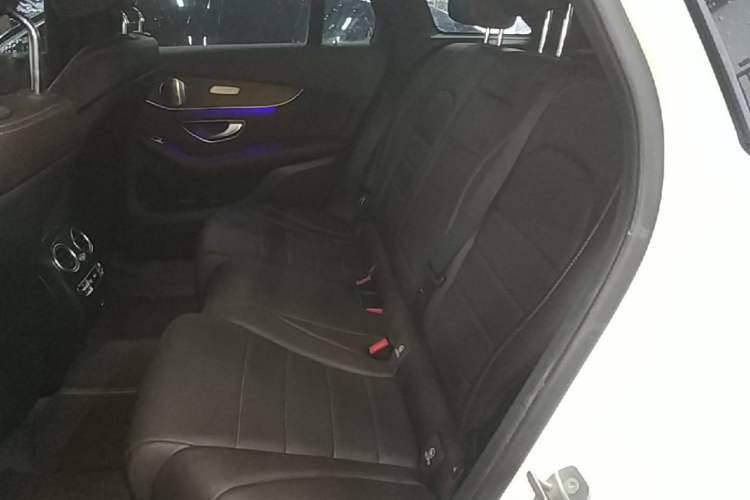 Used Mercedes-Benz GLC 2020 Facelifted GLC 300 L 4MATIC AMG-Line Left Rear Seat