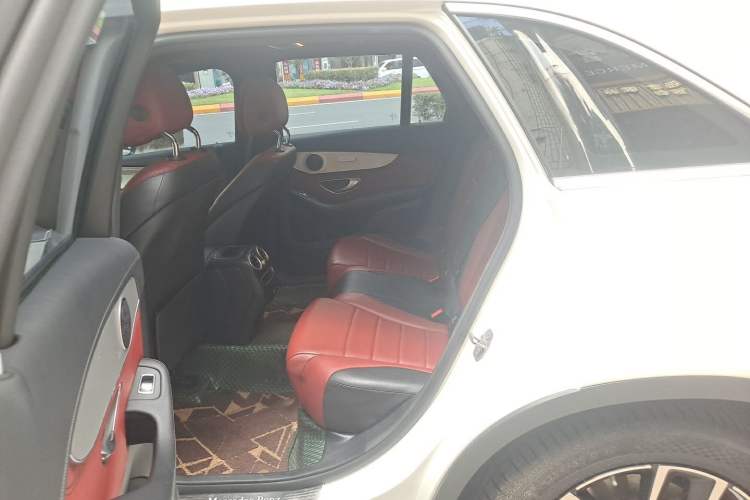 Used Mercedes-Benz GLC 2020 GLC 300 L 4MATIC Dynamic Edition Left Rear Seat