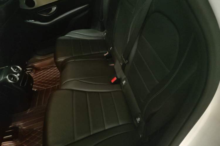 Used Mercedes-Benz GLC 2020 GLC 260 L 4MATIC Dynamic Model Left Rear Seat
