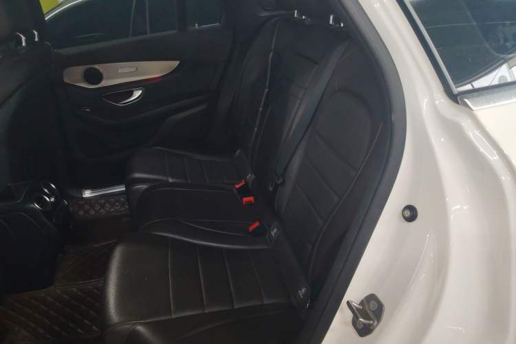 Used Mercedes-Benz GLC 2020 Facelifted GLC 260 L 4MATIC Dynamic Edition Left Rear Seat