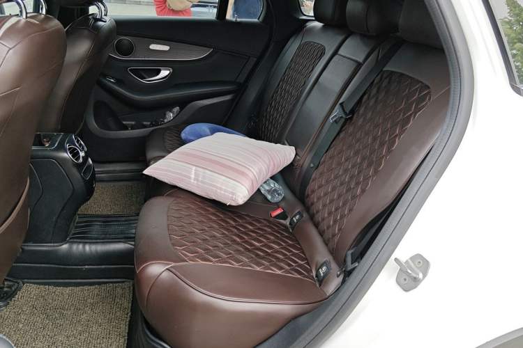 Used Mercedes-Benz GLC 2020 GLC 300 L 4MATIC Dynamic Edition Left Rear Seat