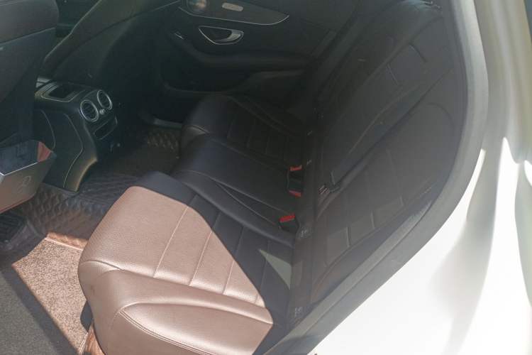 Used Mercedes-Benz GLC 2020 Facelift GLC 260 L 4MATIC Luxury Edition Left Rear Seat