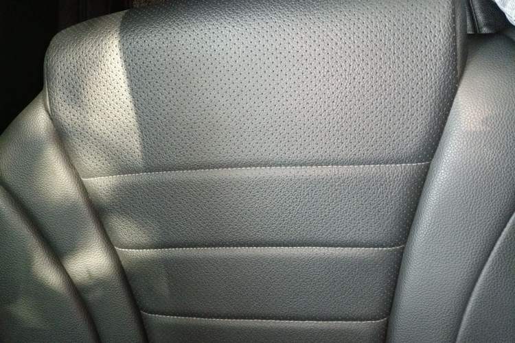 Used Mercedes-Benz GLC 2020 GLC 300 L 4MATIC Dynamic Edition Left Rear Seat