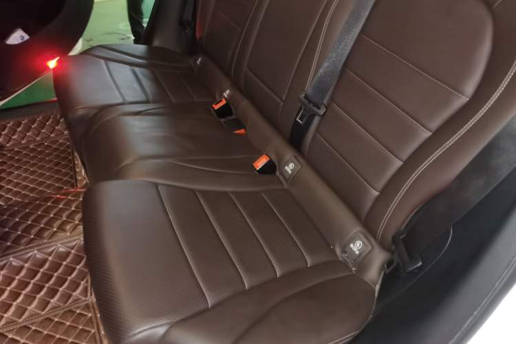 Used Mercedes-Benz GLC 2020 GLC 300 L 4MATIC Dynamic Edition Left Rear Seat