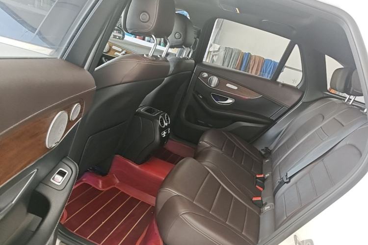 Used Mercedes-Benz GLC 2020 GLC 300 L 4MATIC Luxury Model Left Rear Seat