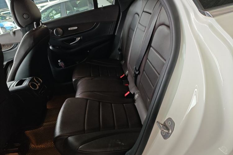 Used Mercedes-Benz GLC 2020 GLC 260 L 4MATIC Luxury Model Left Rear Seat