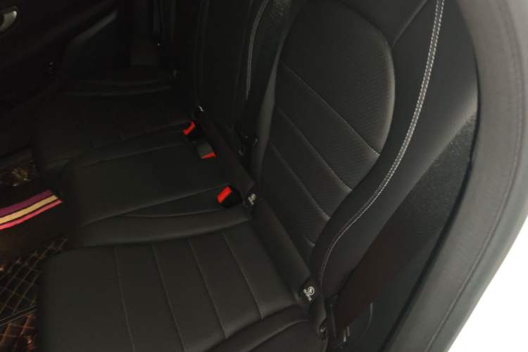 Used Mercedes-Benz GLC 2020 GLC 300 L 4MATIC Dynamic Edition Left Rear Seat