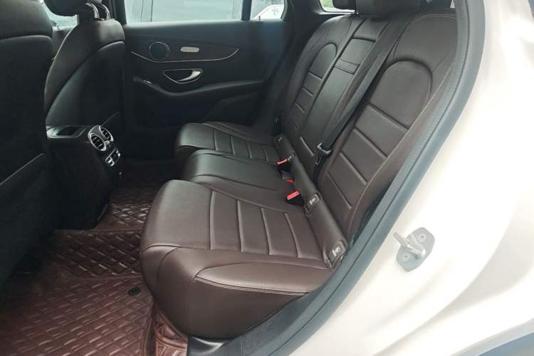 Used Mercedes-Benz GLC 2020 Facelift GLC 300 L 4MATIC Dynamic Edition Left Rear Seat