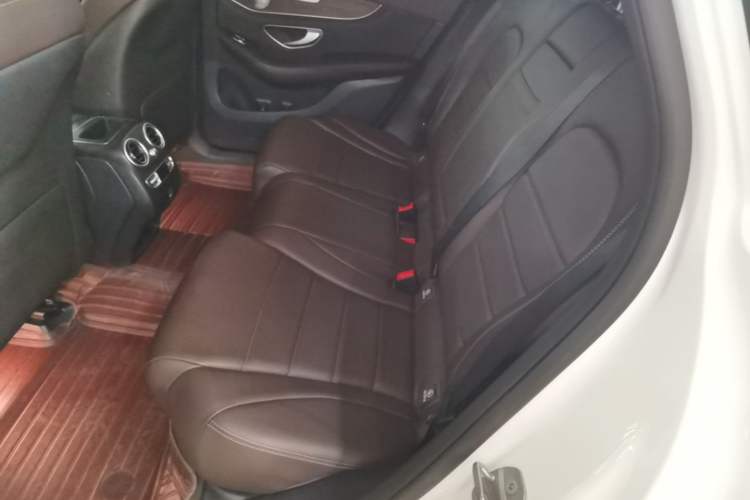 Used Mercedes-Benz GLC 2020 Facelifted GLC 300 L 4MATIC Luxury Edition Left Rear Seat
