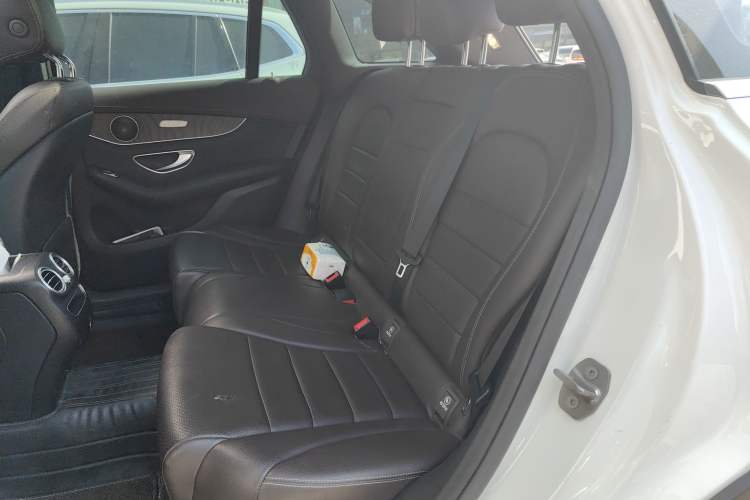 Used Mercedes-Benz GLC 2020 Facelift GLC 260 L 4MATIC Luxury Edition Left Rear Seat