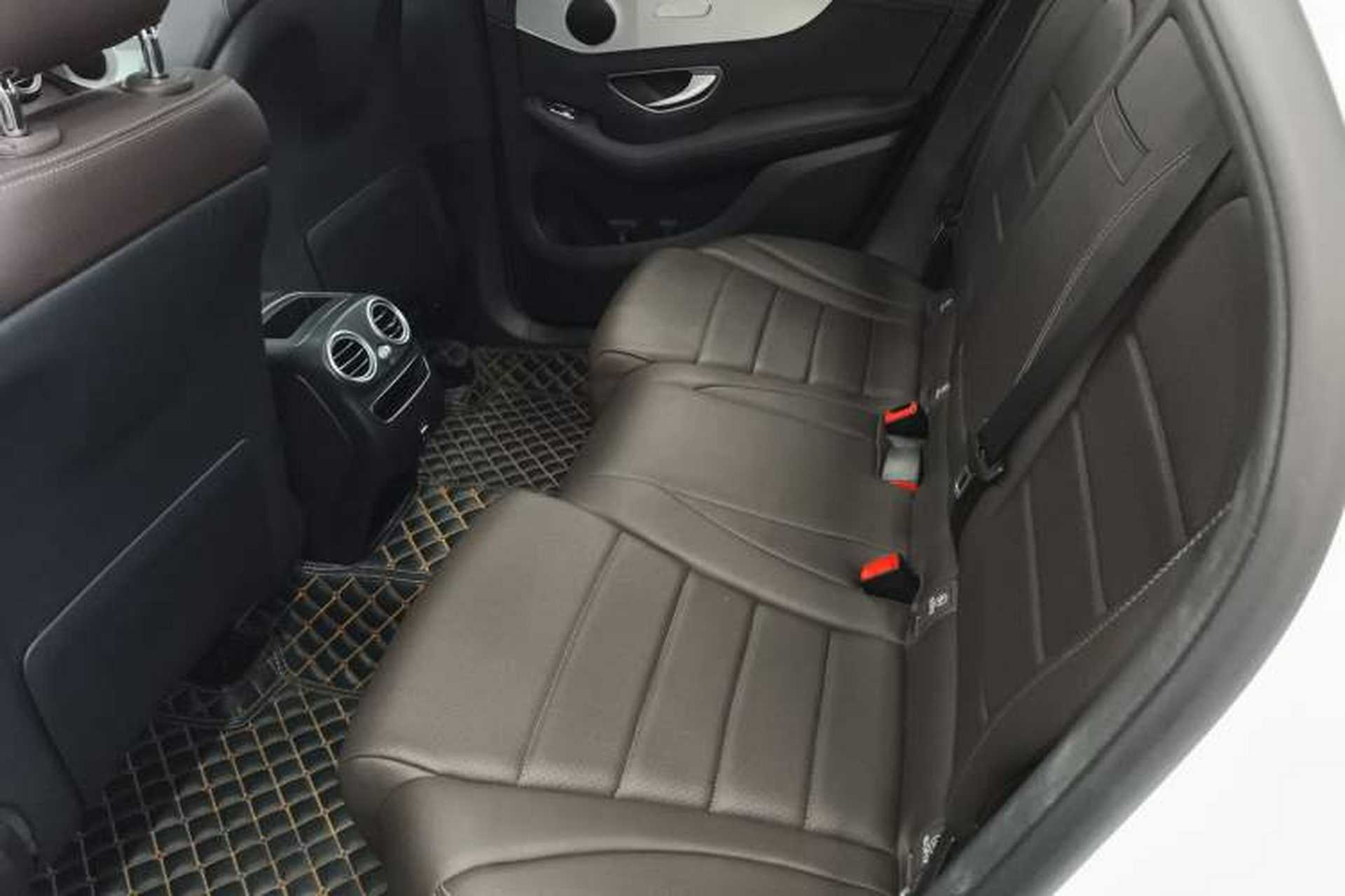 Used Mercedes-Benz GLC 2020 Facelifted GLC 260 L 4MATIC Dynamic Edition Left Rear Seat