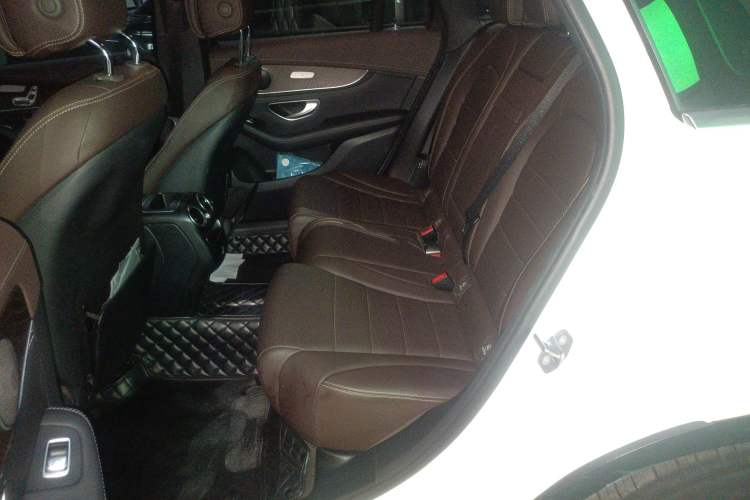 Used Mercedes-Benz GLC 2020 GLC 260 L 4MATIC Luxury Model Left Rear Seat