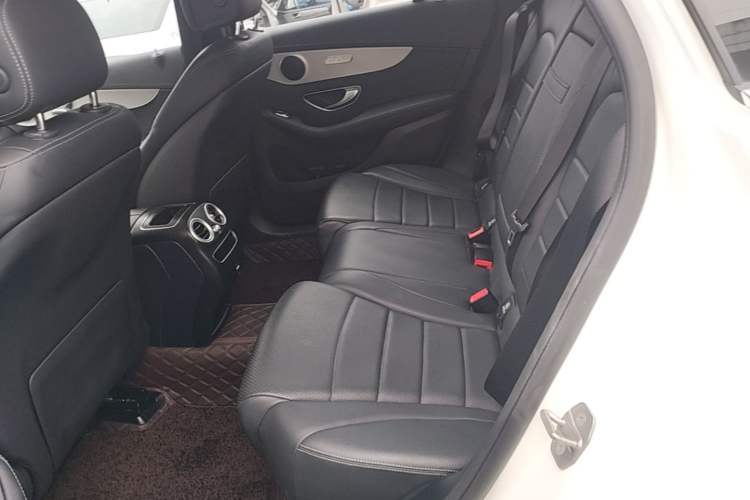 Used Mercedes-Benz GLC 2020 Facelifted GLC 260 L 4MATIC Dynamic Edition Left Rear Seat