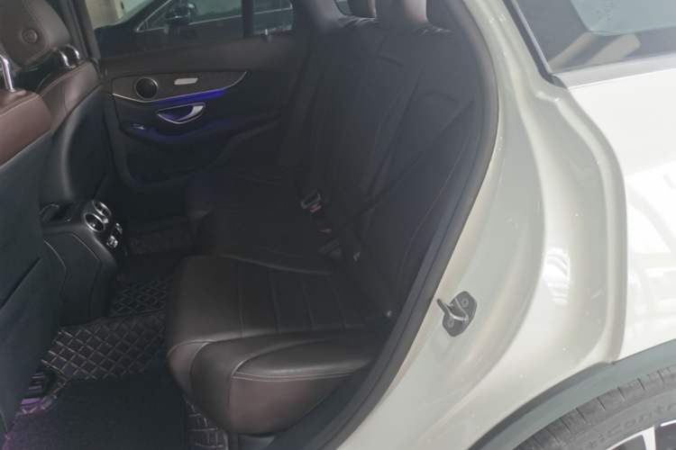 Used Mercedes-Benz GLC 2020 Facelift GLC 300 L 4MATIC Dynamic Edition Left Rear Seat