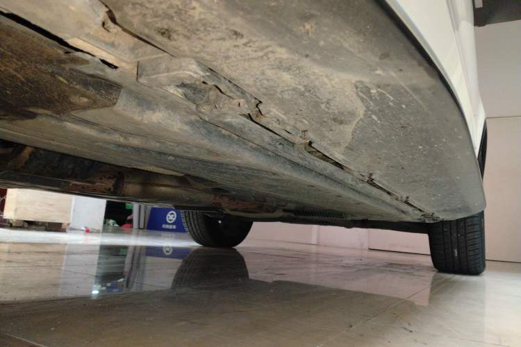 Used Mercedes-Benz GLC 2020 GLC 300 L 4MATIC Dynamic Edition Left Side Sill