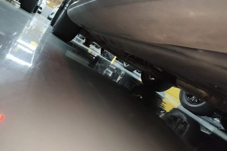 Used Mercedes-Benz GLC 2020 GLC 260 L 4MATIC Luxury Model Left Side Sill