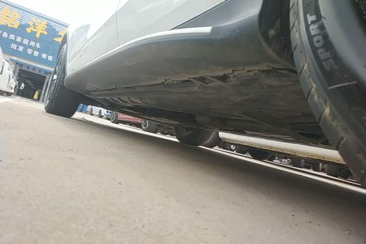 Used Mercedes-Benz GLC 2020 Facelift GLC 300 L 4MATIC Dynamic Edition Left Side Sill