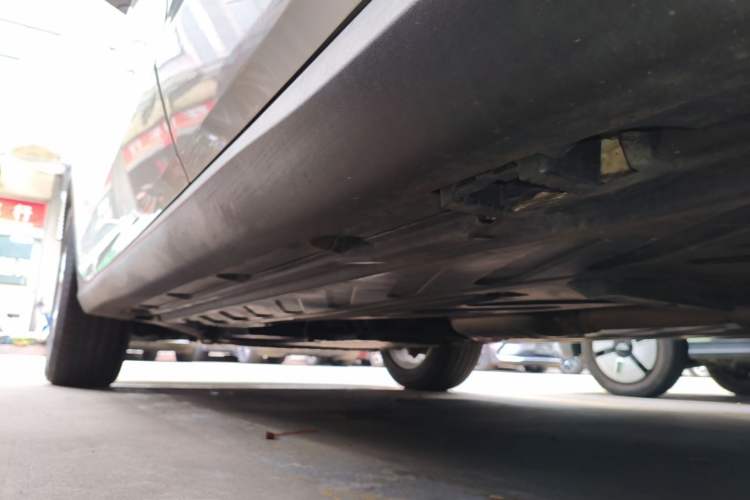 Used Mercedes-Benz GLC 2020 GLC 260 L 4MATIC Dynamic Model Left Side Sill