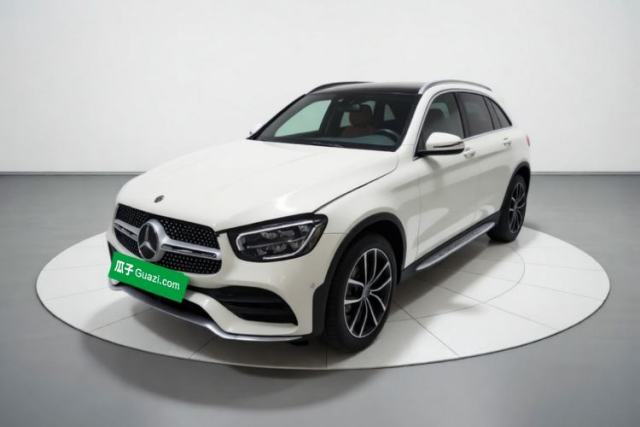 Ojetý Mercedes-Benz GLC 2020 Facelift GLC 260 L 4MATIC Luxury Edition