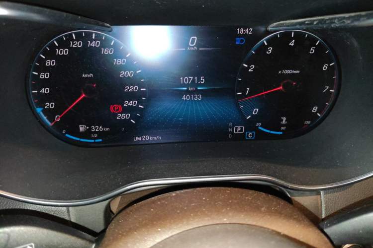 Used Mercedes-Benz GLC 2020 Facelifted GLC 260 L 4MATIC Dynamic Edition Odometer Close Up