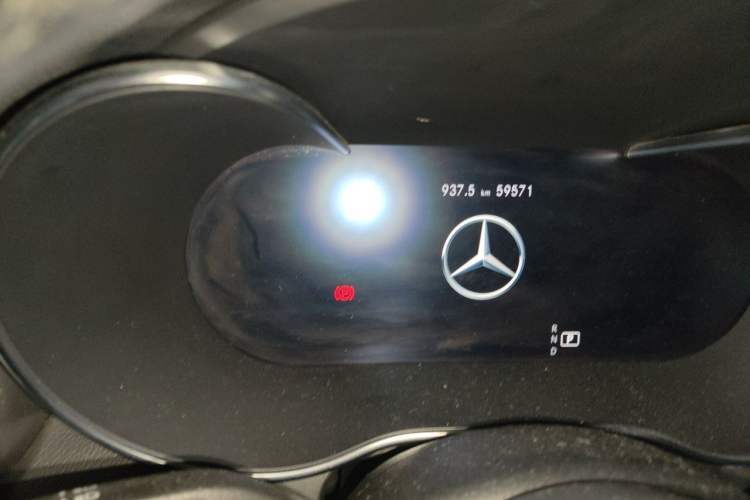 Used Mercedes-Benz GLC 2020 GLC 260 L 4MATIC Luxury Model Odometer Close Up