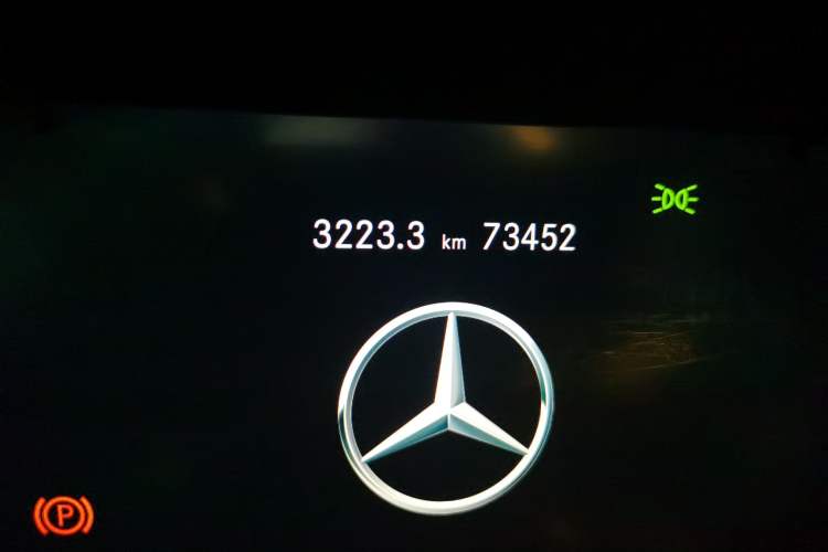 Used Mercedes-Benz GLC 2020 Facelifted GLC 260 L 4MATIC Dynamic Edition Odometer Close Up