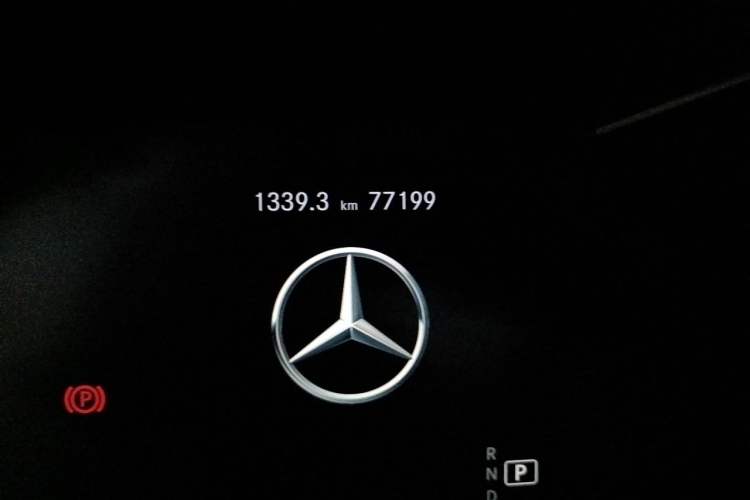 Used Mercedes-Benz GLC 2020 Facelift GLC 260 L 4MATIC Luxury Edition Odometer Close Up