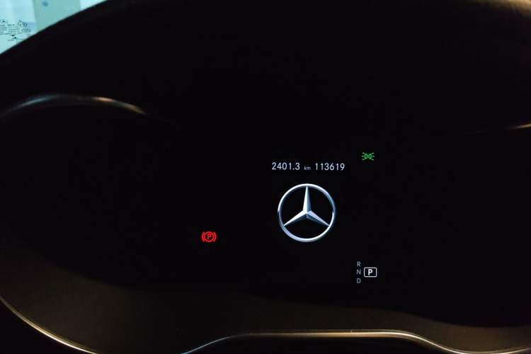 Used Mercedes-Benz GLC 2020 Facelift GLC 300 L 4MATIC Dynamic Edition Odometer Close Up