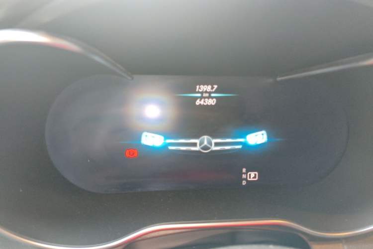 Used Mercedes-Benz GLC 2020 Facelift GLC 300 L 4MATIC Dynamic Edition Odometer Close Up