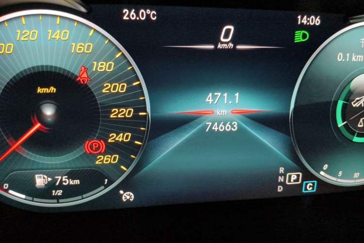 Used Mercedes-Benz GLC 2020 Facelifted GLC 260 L 4MATIC Dynamic Edition Odometer Close Up