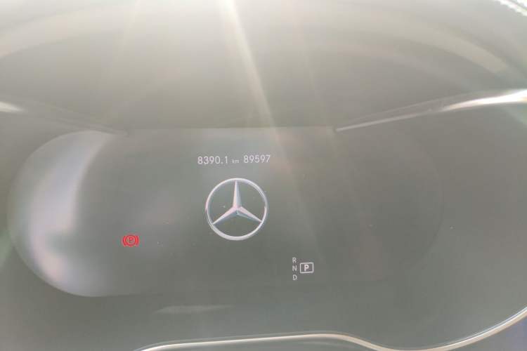 Used Mercedes-Benz GLC 2020 Facelift GLC 300 L 4MATIC Dynamic Edition Odometer Close Up