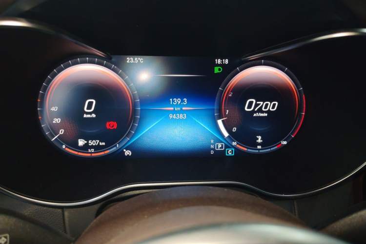 Used Mercedes-Benz GLC 2020 Facelifted GLC 260 L 4MATIC Dynamic Edition Odometer Close Up