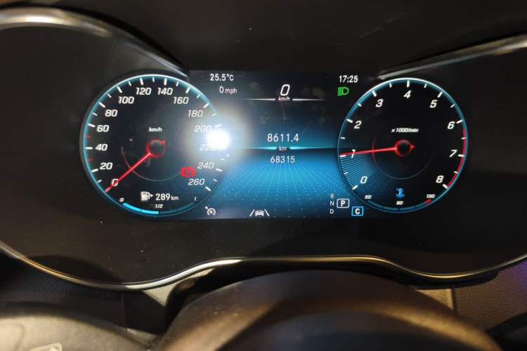 Used Mercedes-Benz GLC 2020 Facelift GLC 300 L 4MATIC Dynamic Edition Odometer Close Up