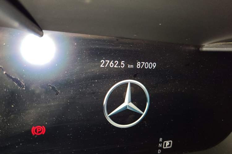 Used Mercedes-Benz GLC 2020 GLC 300 L 4MATIC Dynamic Edition Odometer Close Up