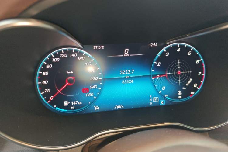 Used Mercedes-Benz GLC 2020 Facelift GLC 300 L 4MATIC Dynamic Edition Odometer Close Up