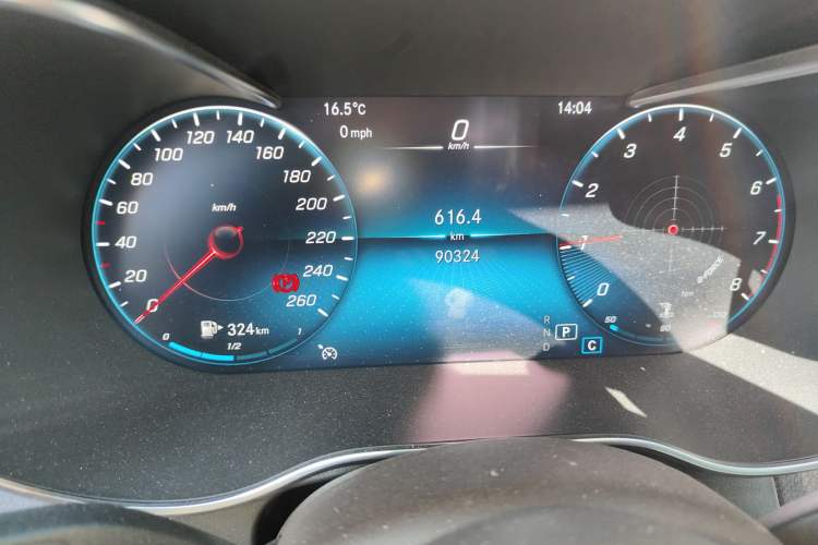 Used Mercedes-Benz GLC 2020 Facelift GLC 260 L 4MATIC Luxury Edition Odometer Close Up