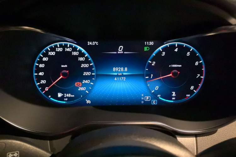 Used Mercedes-Benz GLC 2020 Facelifted GLC 260 L 4MATIC Dynamic Edition Odometer Close Up
