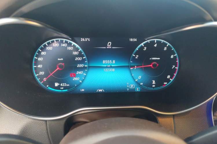 Used Mercedes-Benz GLC 2020 Facelift GLC 300 L 4MATIC Dynamic Edition Odometer Close Up