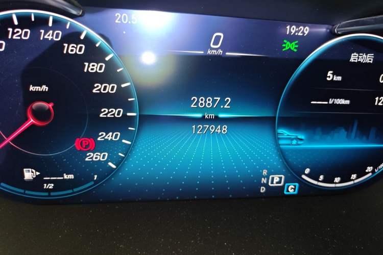 Used Mercedes-Benz GLC 2020 Facelift GLC 300 L 4MATIC Dynamic Edition Odometer Close Up