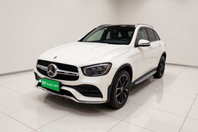 Ojetý Mercedes-Benz GLC 2020 Facelift GLC 300 L 4MATIC Dynamic Edition